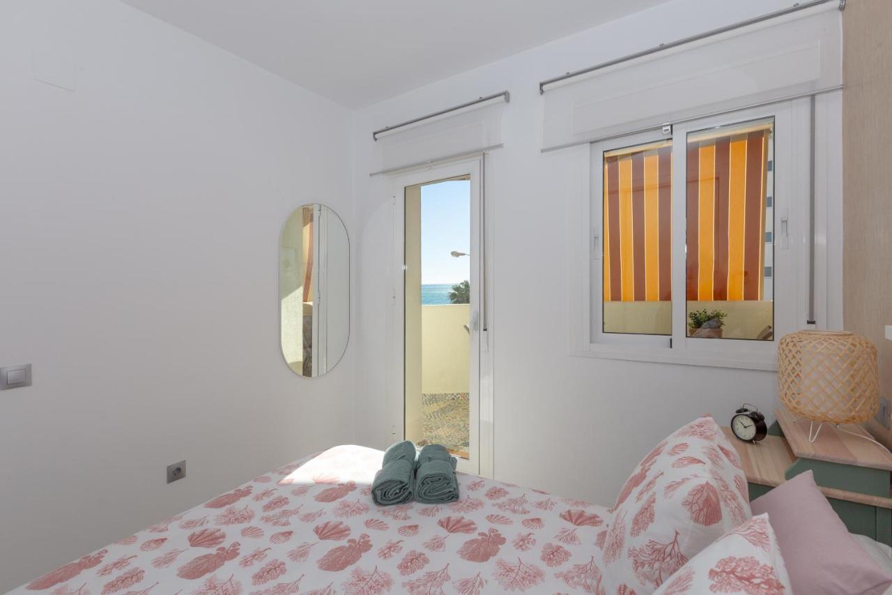 Apartamento Con Vistas Al Mar เบนัลมาเดนา ภายนอก รูปภาพ